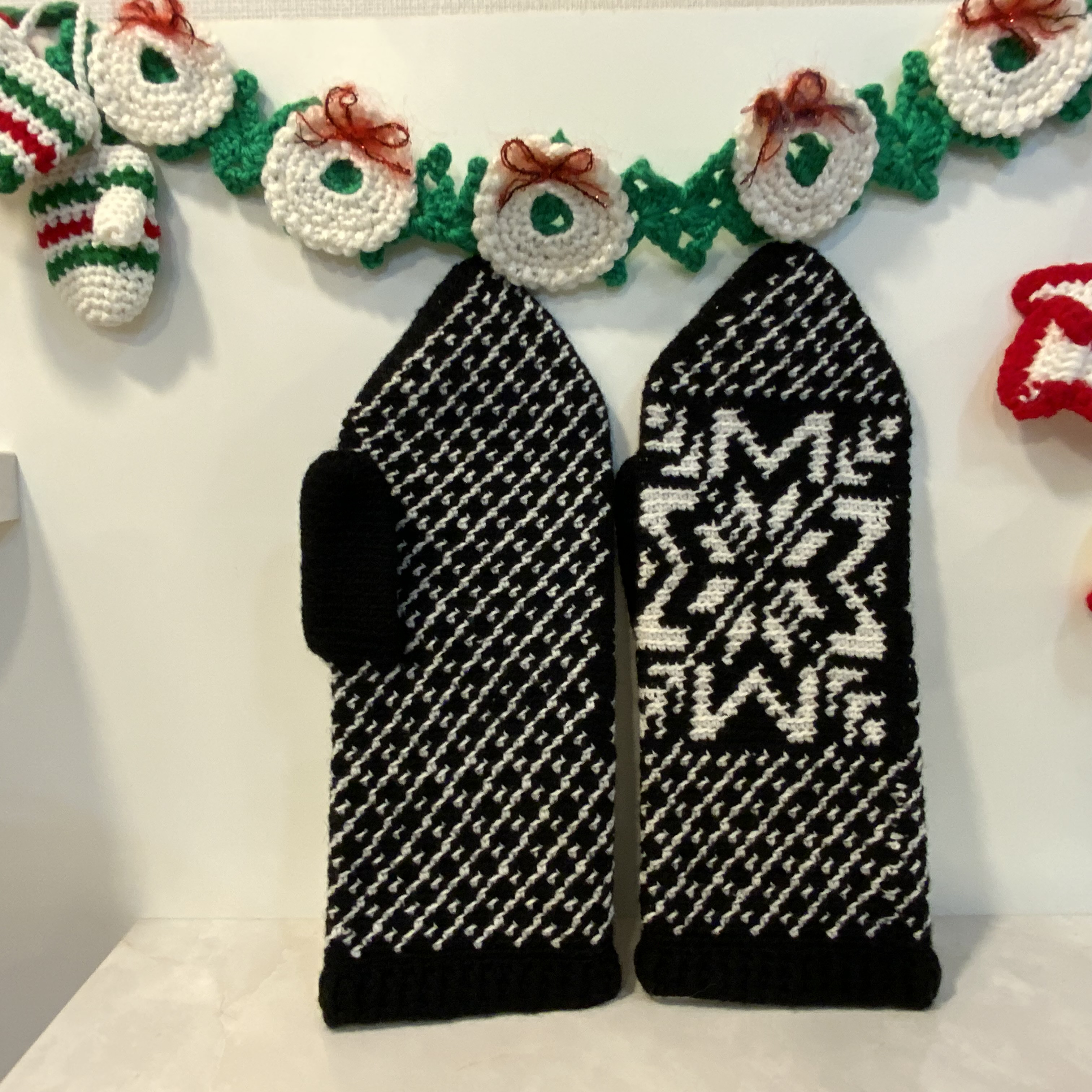 カシミヤ100%編み込みミトン