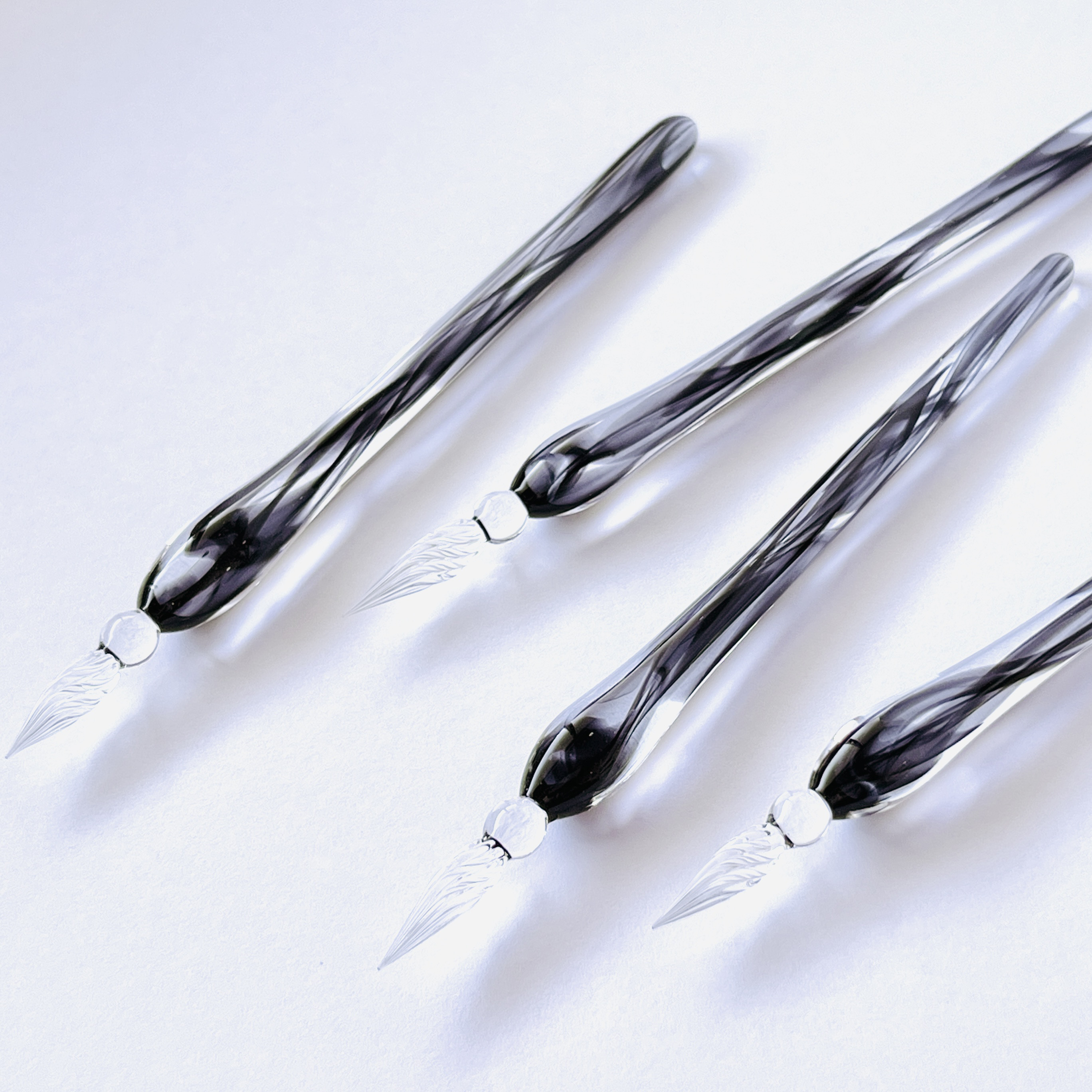 墨黒のガラスペン(中太字)