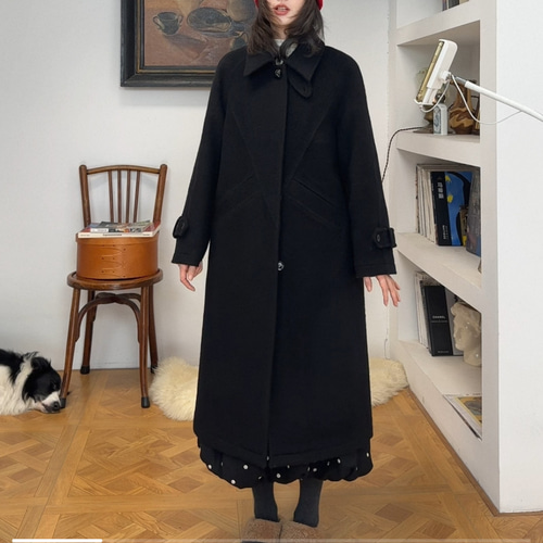 DAMA ヘリンボーン柄ロングコート 春先まで活躍 軽やか2Way襟と立体裁断ヘリンボーン柄ウール裏地付き