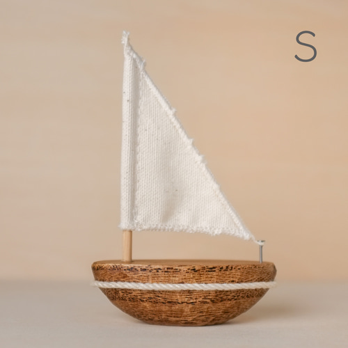 ヨット】木彫り 彫刻 海 夏 舟 船 鳥 インテリア マリン 森 北欧雑貨