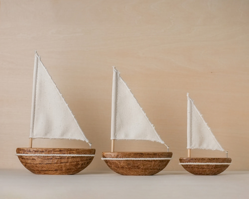 ヨット】木彫り 彫刻 海 夏 舟 船 鳥 インテリア マリン 森 北欧雑貨