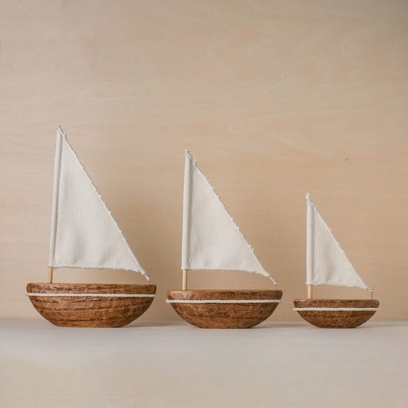 インテリア、木製モデルヨット 完成品 帆船模型 木製 ヨット コロンビア号 全長63cm Y011 アメリカズ