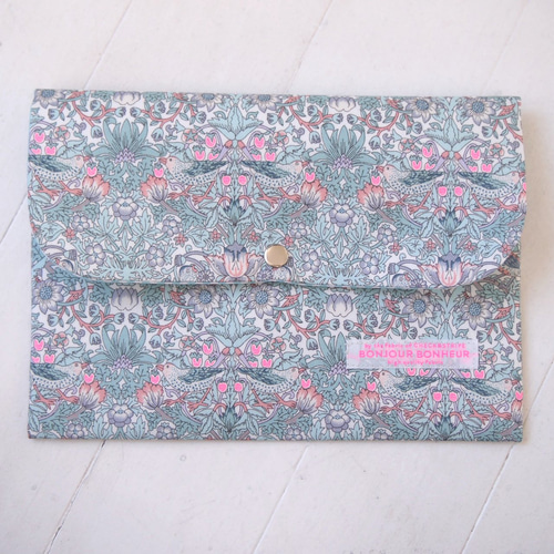 ネオンリバティ 母子手帳ケース ストロベリー・シーフ・スプリング