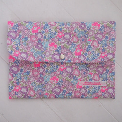 ミナ ペルホネン×リバティ 母子手帳ケース メモリーズオブレイン/蛍光