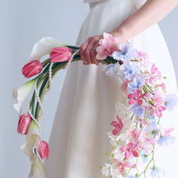 バレリーナブーケ｜ピンク×カラー×チューリップ×胡蝶蘭｜パールを添え