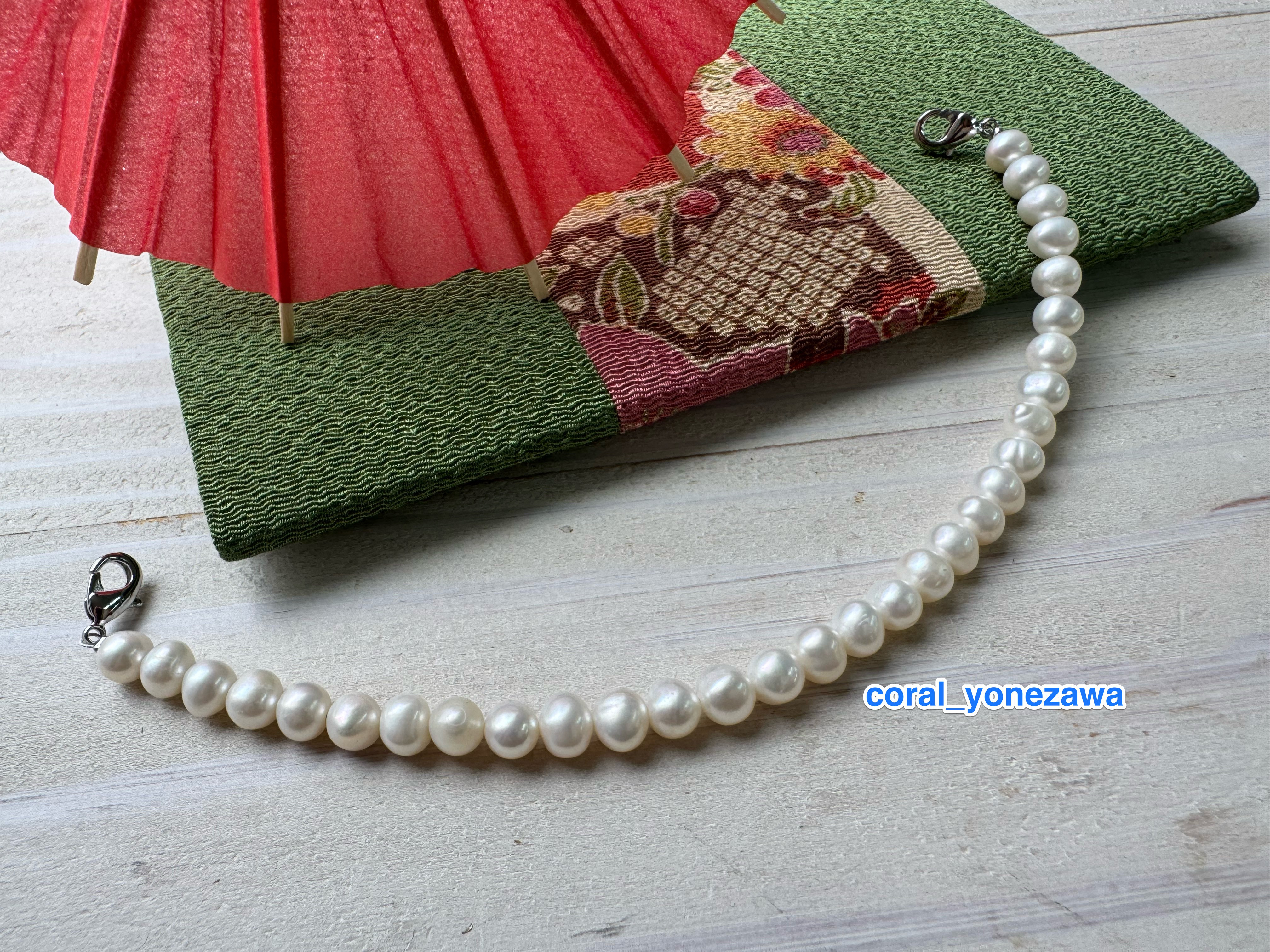 ネオ⭐︎羽織紐⭐︎淡水パール⭐︎（ブレスレット兼用）シャツの襟元に…