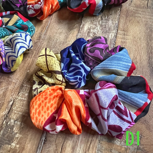 ◇サリーシルクのパッチワークシュシュ◇D◇ シュシュ TODOT 通販