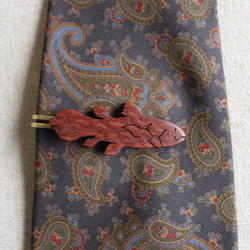 シーラカンス木製ネクタイピン 8枚目の画像