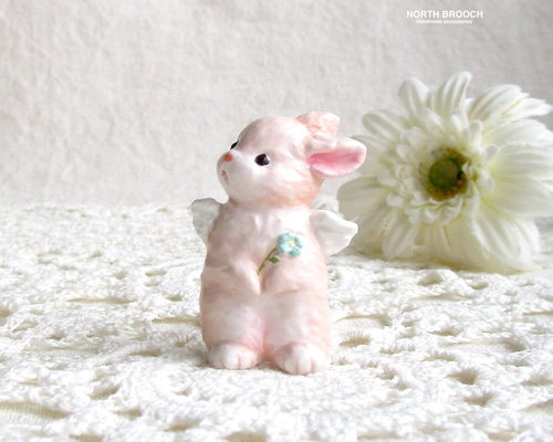 ブローチ　作家作品　未使用 うさぎの天使 陶土ブローチ ブローチ NORTH BROOCH 通販 20241115