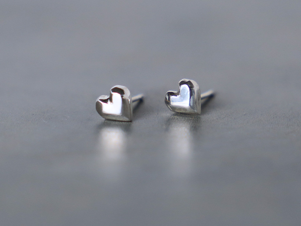 【 純銀 】pieni sydän ／ ピアス