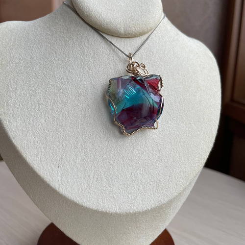 アンダラクリスタル・多色✨虹入り✨〜14kgfワイヤーペンダントトップ