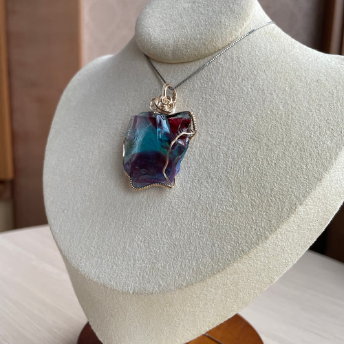 アンダラクリスタル・多色✨虹入り✨〜14kgfワイヤーペンダントトップ