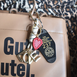 バレンタイン2026【数量限定】LOVE＆ハート　レッドアベンチュリン　カラビナ　ハンドストラップ・バッグチャーム 2枚目の画像