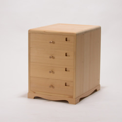 クリア引き出し敷き詰め展示まとめ売りの試み リユース品】A4サイズの引き出し 4段 クリア塗色 チェスト