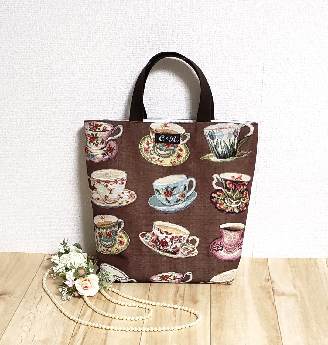 ヨーロッパゴブラン　コーヒーカップ柄のトートバッグ