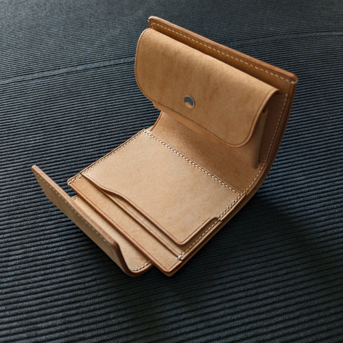 オーダー品　ロカド社コードバン　ナチュラル　コンパクト財布 ミニウォレット【ROCADO社ミュージアムシェルコードバン】 二つ折り