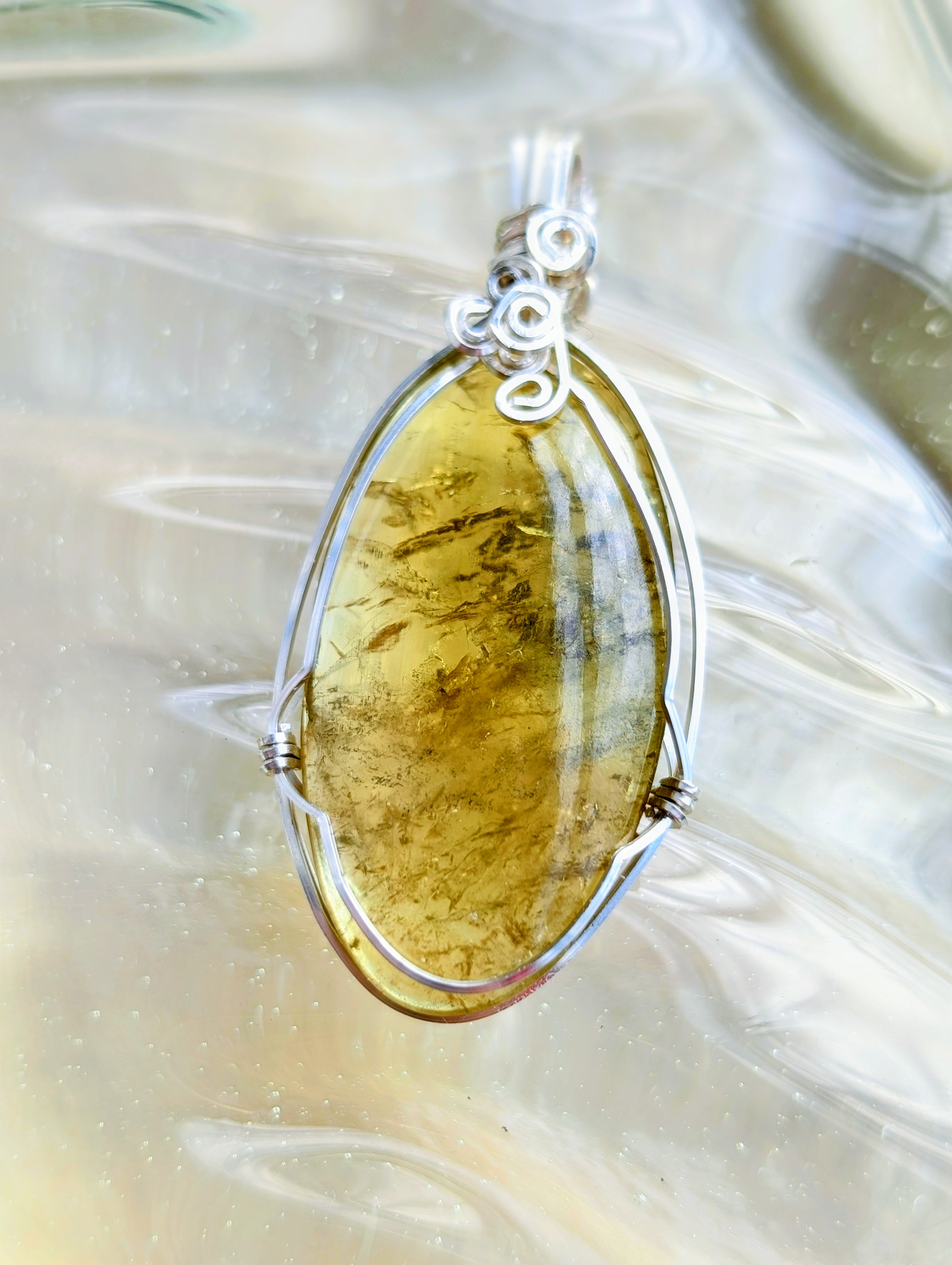 光石飾店 シルバー925 タンザニア産 グロッシュラー ガーネット ワイヤー ペンダント