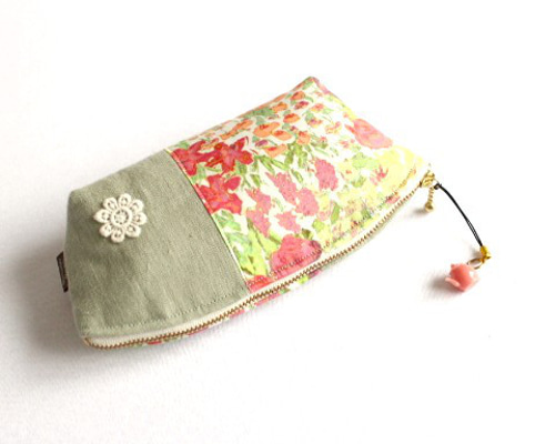 ハンドメイド☆横長ポーチ 感謝セール♪ 横長ポーチ・内ポケット付き/ソープ・水色 ポーチ