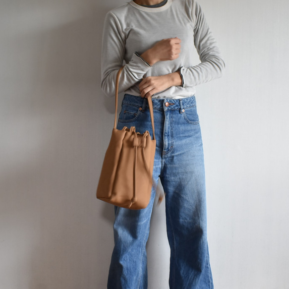 RING MINI TOTE BAG(モカ/ベージュ)ワンハンドル 巾着 帆布 トート  肩掛け コンパクト 5枚目の画像