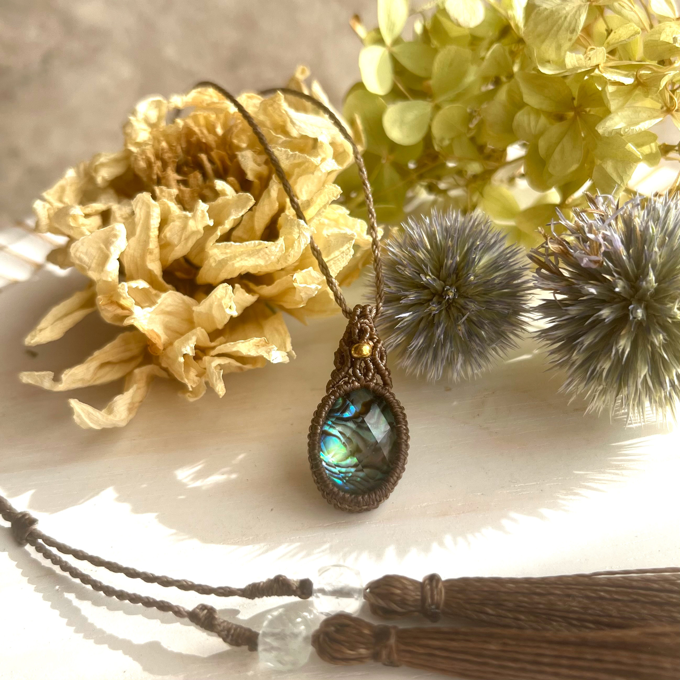 アバロンシェルのペンダント