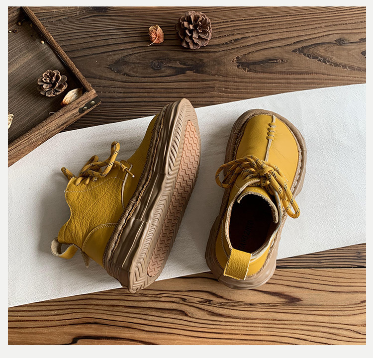 頭層牛革製 女性用厚底ショートブーツ 2025 年ウィンターモデル｜ブサカワ大トゥデザイン フリース入りマーティンブーツ