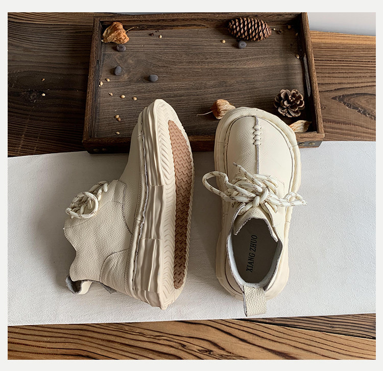 頭層牛革製 女性用厚底ショートブーツ 2025 年ウィンターモデル｜ブサカワ大トゥデザイン フリース入りマーティンブーツ