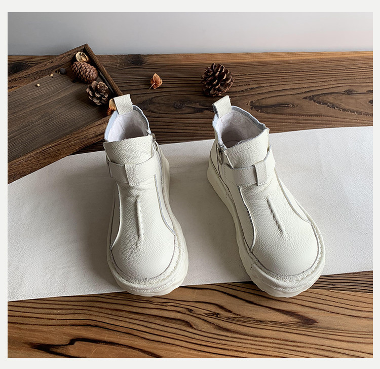 頭層牛革製 女性用フリース入りマーティンブーツ｜2025 年ウィンターモデル 保温綿入りシューズ｜森系ブサカワ大トゥデザ