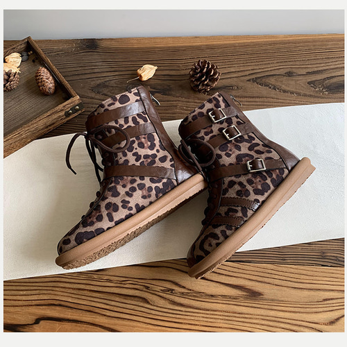 2025 年ウィンターモデル レトロレオパード柄女性用マーティンブーツ