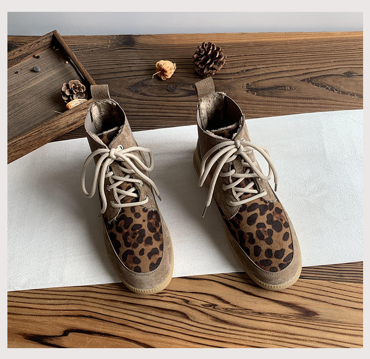 2025 年ウィンターモデル スエード調本革レオパード柄女性用マーティンブーツ｜フリース入り薄手綿入り 脚長効果 UP