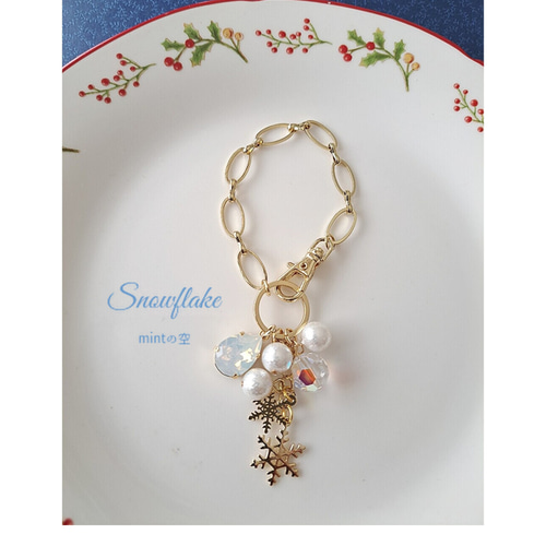 スワロフスキー バッグチャーム スワロボール バッグチャーム クロス スワロフスキー ボール プラス