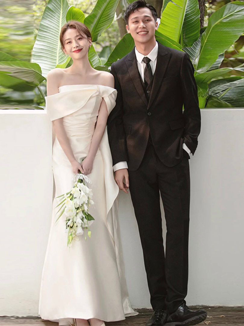 高級感 白 サテン オフショルダー ウェディングドレス 韓国風 結婚式 花嫁 演奏会 誕生日 前撮り HL955