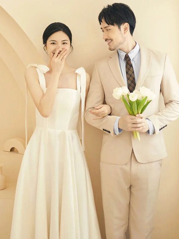 高級感 白 サテン ノースリーブ ウェディングドレス 韓国風 結婚式 花嫁 演奏会 誕生日 前撮り HL956