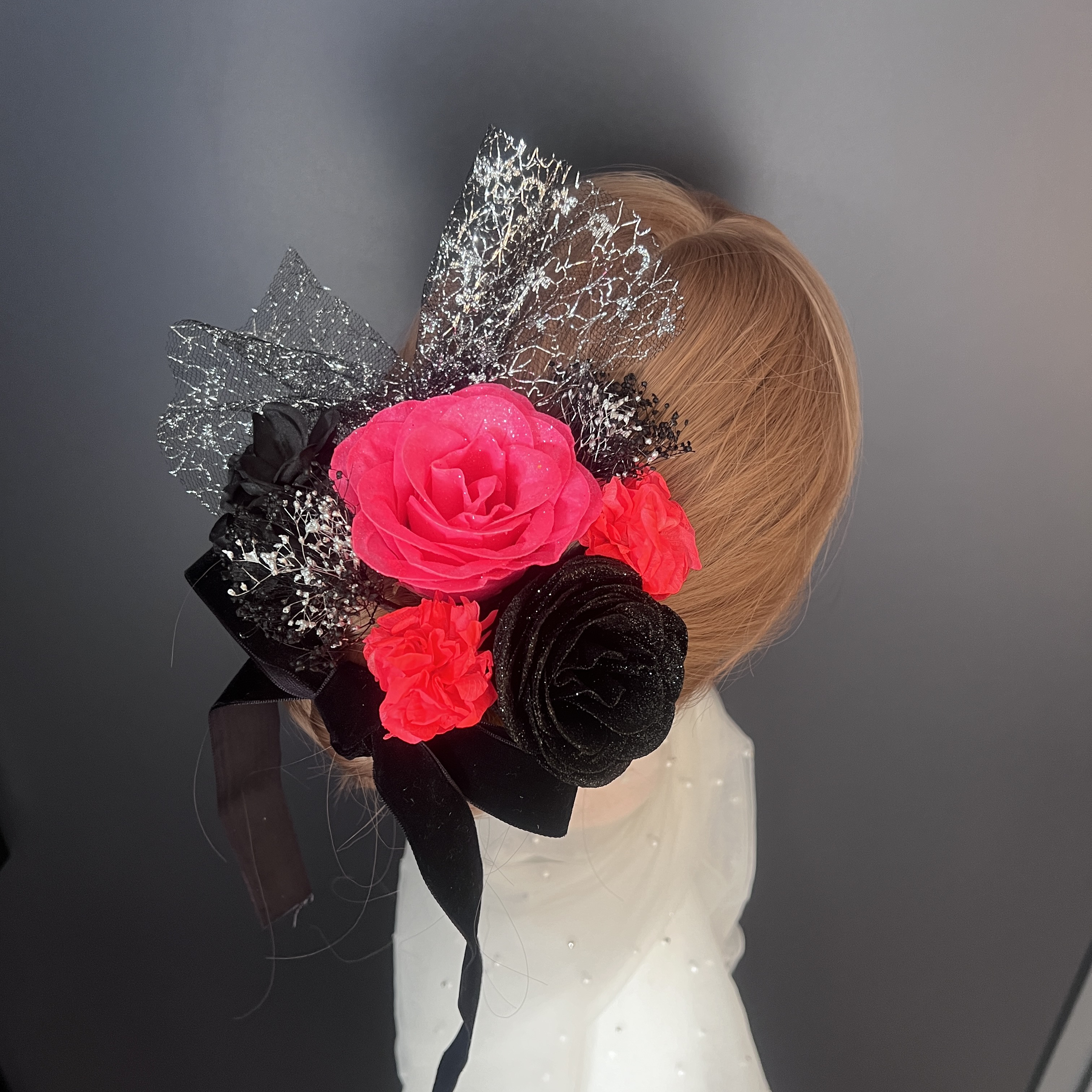 ha205 髪飾り 結婚式　卒業　成人式 着物　振袖　キラキラバラ　ピンク　黒