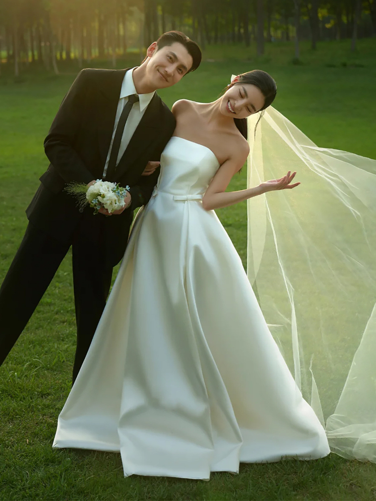 高級感 黒白 サテン オフショルダー ウェディングドレス 綺麗 韓国風 結婚式 花嫁 演奏会 誕生日 前撮り HL968