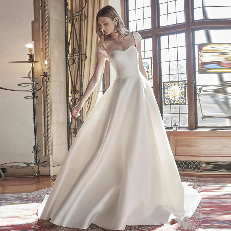 ウェディングドレス 白 黒 サテン オフショルダー 花嫁 結婚式 パーティー 演奏会 前撮り お呼ばれ AK532