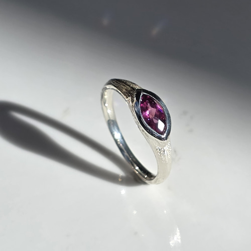 ロードライト ガーネット MQチェッカーカット 0.56ct 変形印台