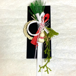 瓢箪と神聖なヒカゲノカズラのしめ縄飾り