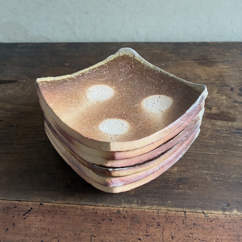 信楽焼 白荒土 穴窯焼成・四方上げ皿 15cm（No2）｜角皿・菓子皿・前菜