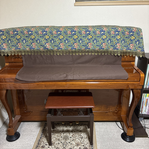 英国風ゴールドレース＊ウイリアムモリス「アイリス」使用レース付き