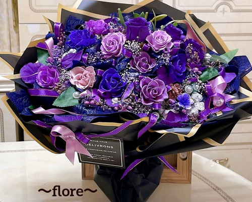 送料無料、ラッピング込み】✨大人気の花束✨ミックスバラプリザーブド