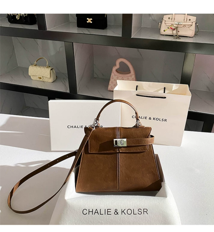 成人式 大容量 パッチワーク ファー ボア 通勤 A4 帆布 ミニトート キャメル プレゼント 母の日・2way・バッグ