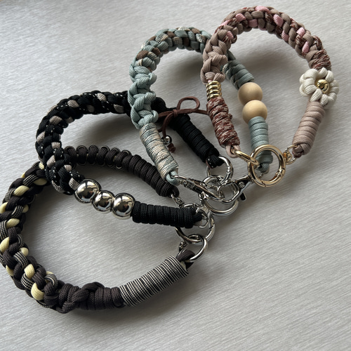 パラコード ハンドメイド ハンドストラップ 携帯スマホ キーホルダー