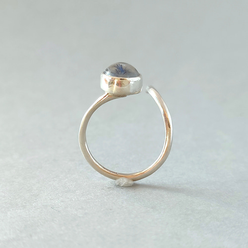 天然石 デュモルチェライトインクォーツ 指輪 silver925 フリーサイズ 1点もの】デュモルチェライトインクォーツ/青/ブルー/しっぽ/内包物