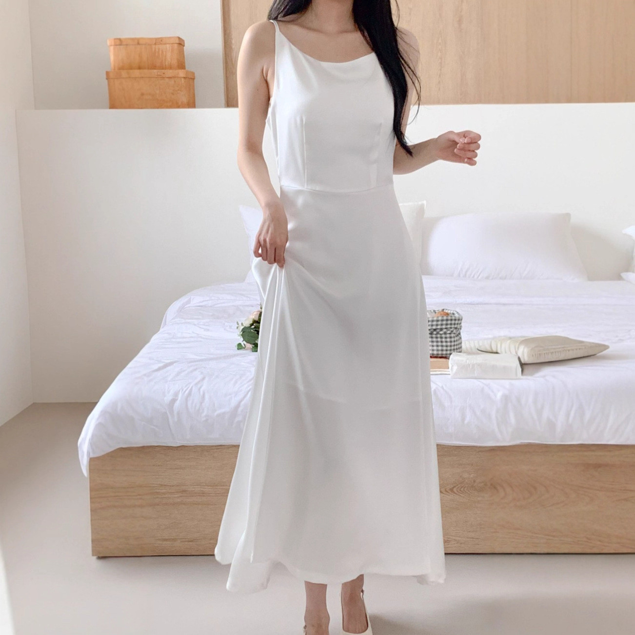 ウェディングドレス 白 黒 ノースリーブ シンプル 韓国風 結婚式 パーティー 前撮り 二次会 お呼ばれ AK556