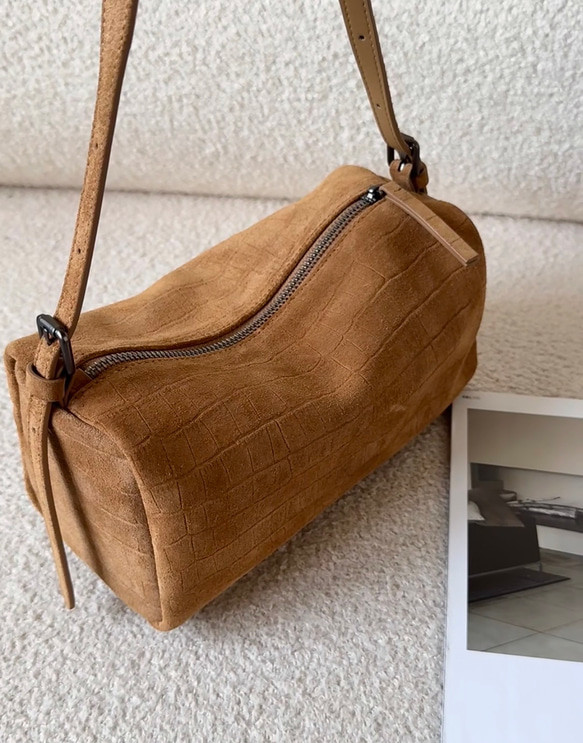 まもなく終了|本革ショルダーバッグ スエードトートバッグ｜軽量0.27kg