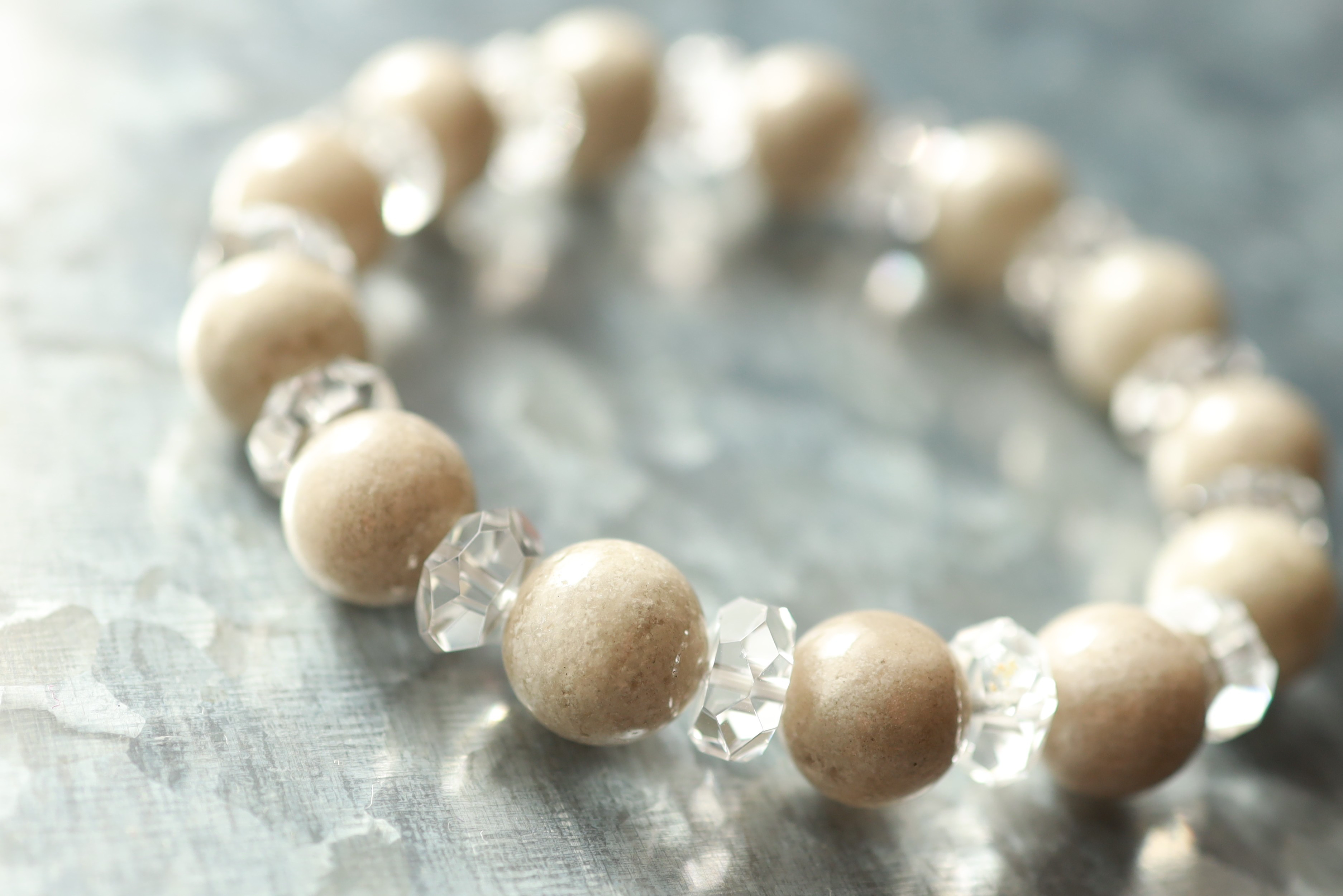 …☆プレミアムブレス☆運を開いてくれる石☆ホワイトガーデンクォーツ：約10ミリ＆水晶☆天然石ブレスレット☆…