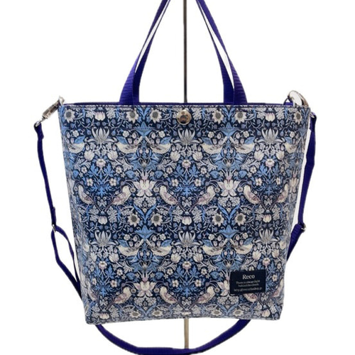 リバティ・ラミネート】軽量 撥水 トートバッグS ストロベリーシーフ