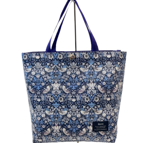 リバティ・ラミネート】軽量 撥水 トートバッグS ストロベリーシーフ