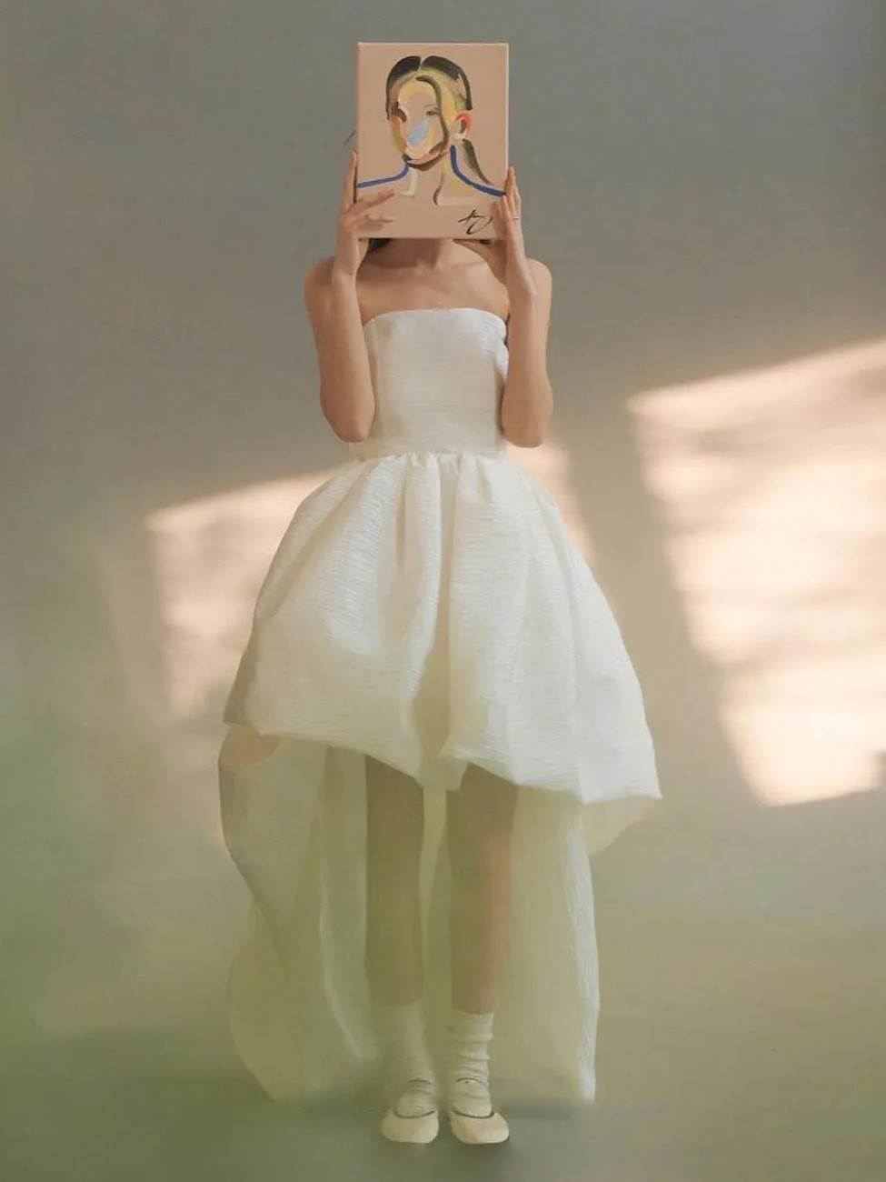 高級感 ベージュ オフショルダー ハイローヘム パーティードレス 結婚式 成人式 演奏会 誕生日 前撮り HL976