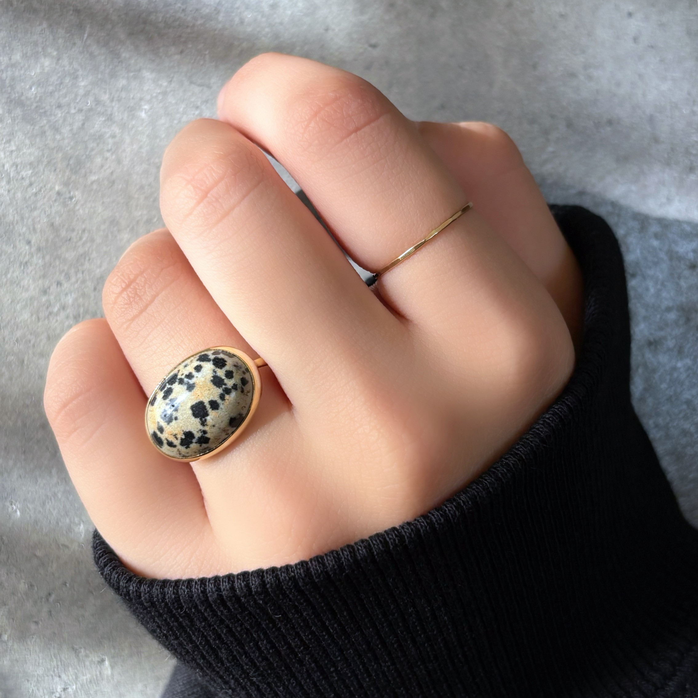 【受注制作】大粒のダルメシアンジャスパーのリング（真鍮・silver950）